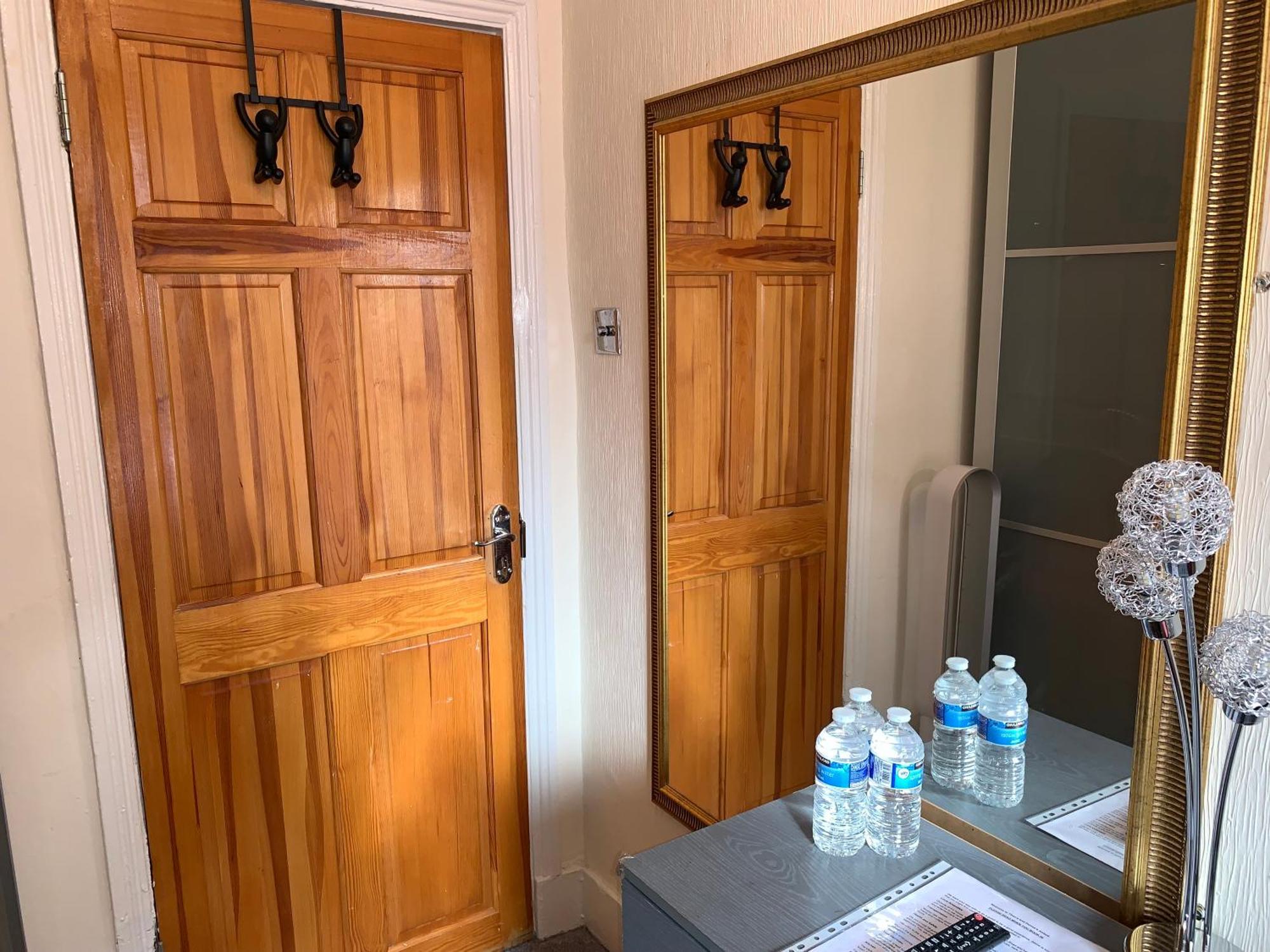 Superbly Furnished Apartment In Central Londra Esterno foto